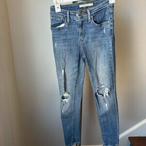 Levi's - High Rise Skinny jeans - Size 25
